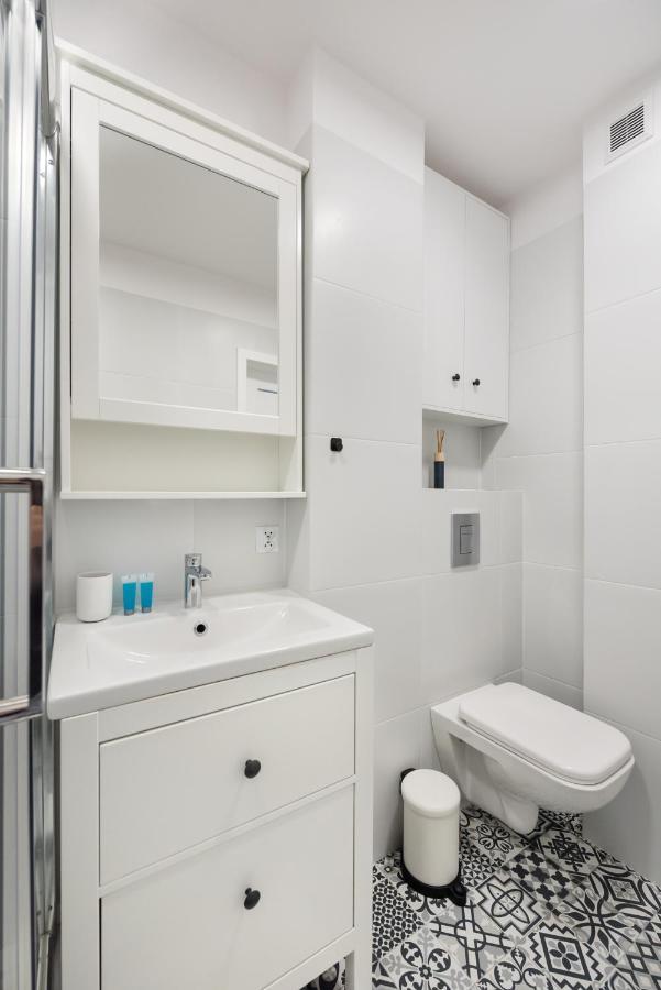 Nowogrodzka Grey Apartment วอร์ซอ ภายนอก รูปภาพ